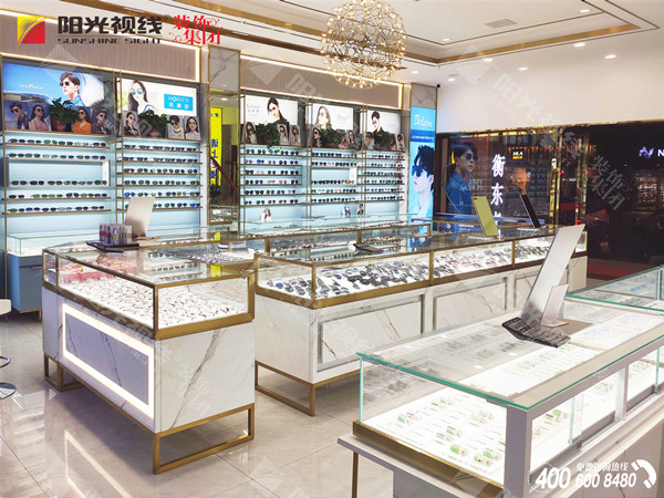 小眼鏡店怎么裝修設(shè)計？有什么技巧？