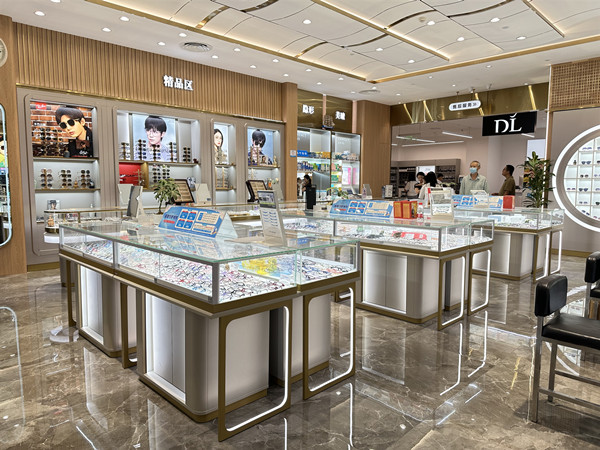 商場眼鏡店怎么裝修和營銷？